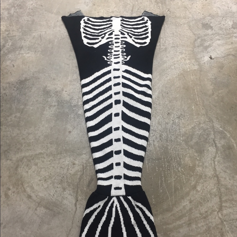 Kids Skeleton Mermaid Blanket Halloween theme